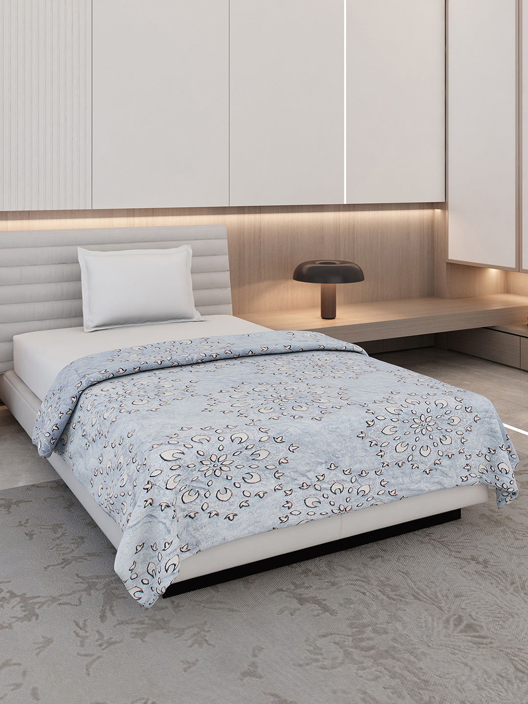 Printed Single Bed 300 GSM Blanket for AC Room - (Kaira)