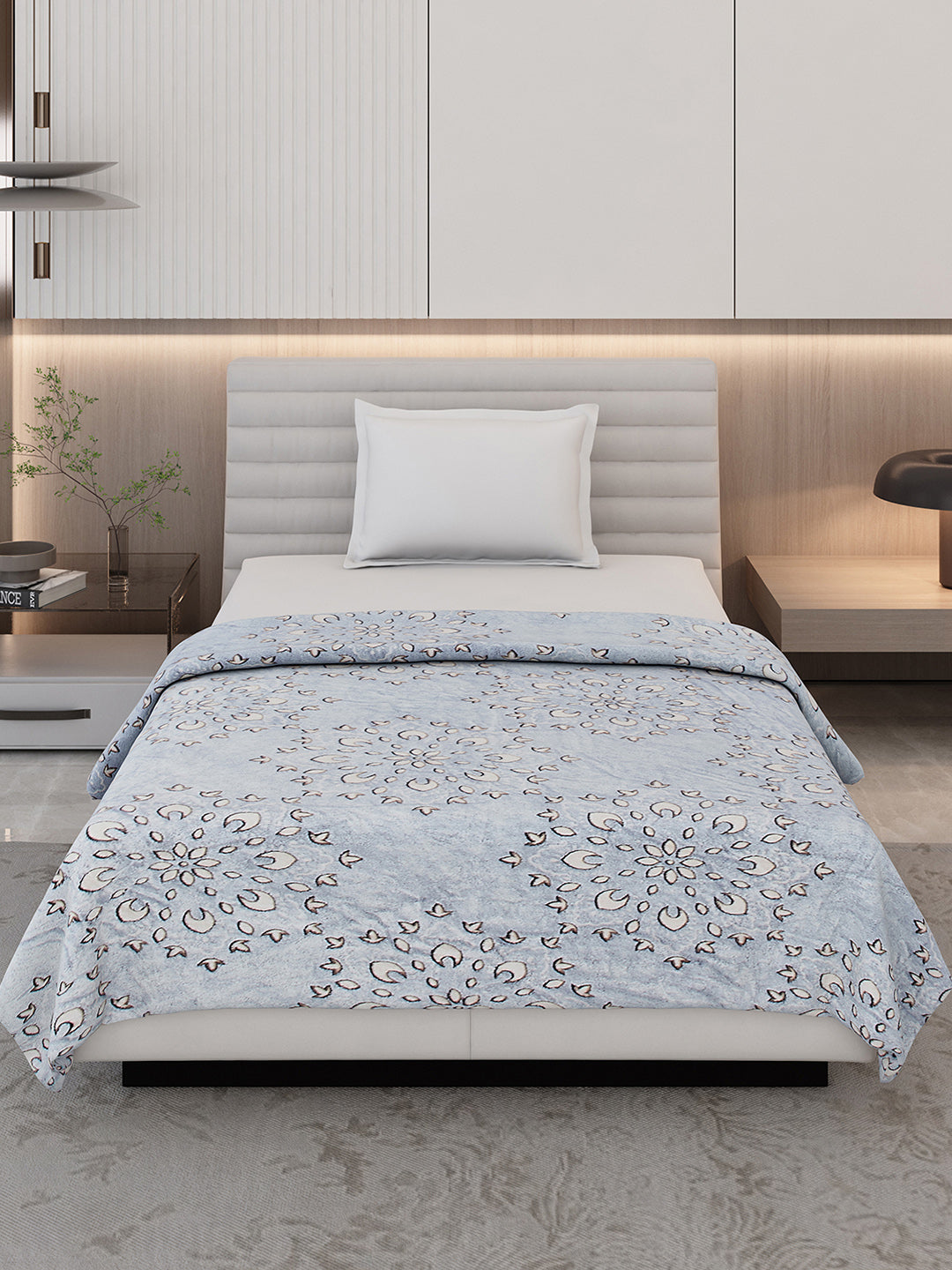 Printed Single Bed 300 GSM Blanket for AC Room - (Kaira)