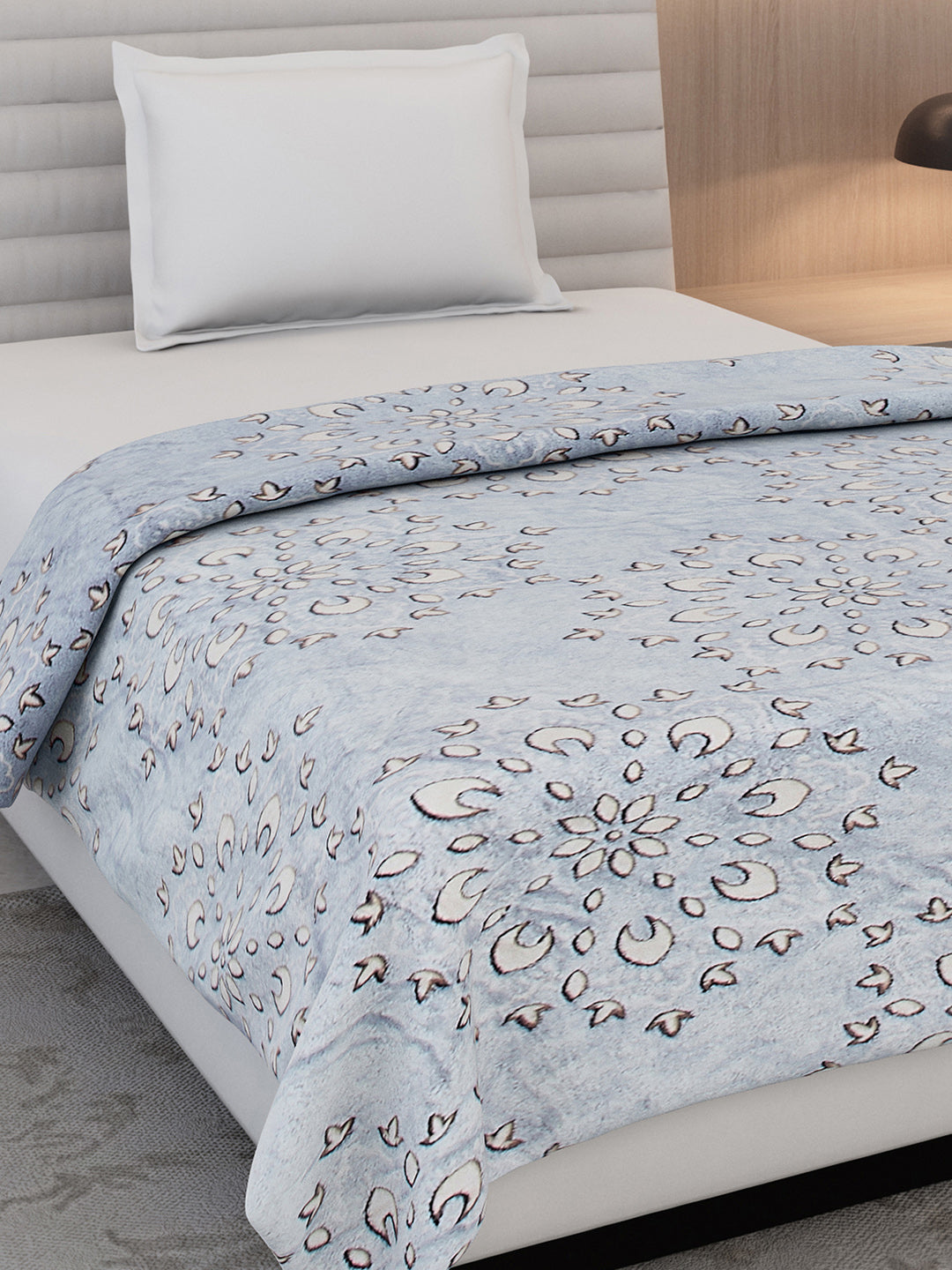 Printed Single Bed 300 GSM Blanket for AC Room - (Kaira)