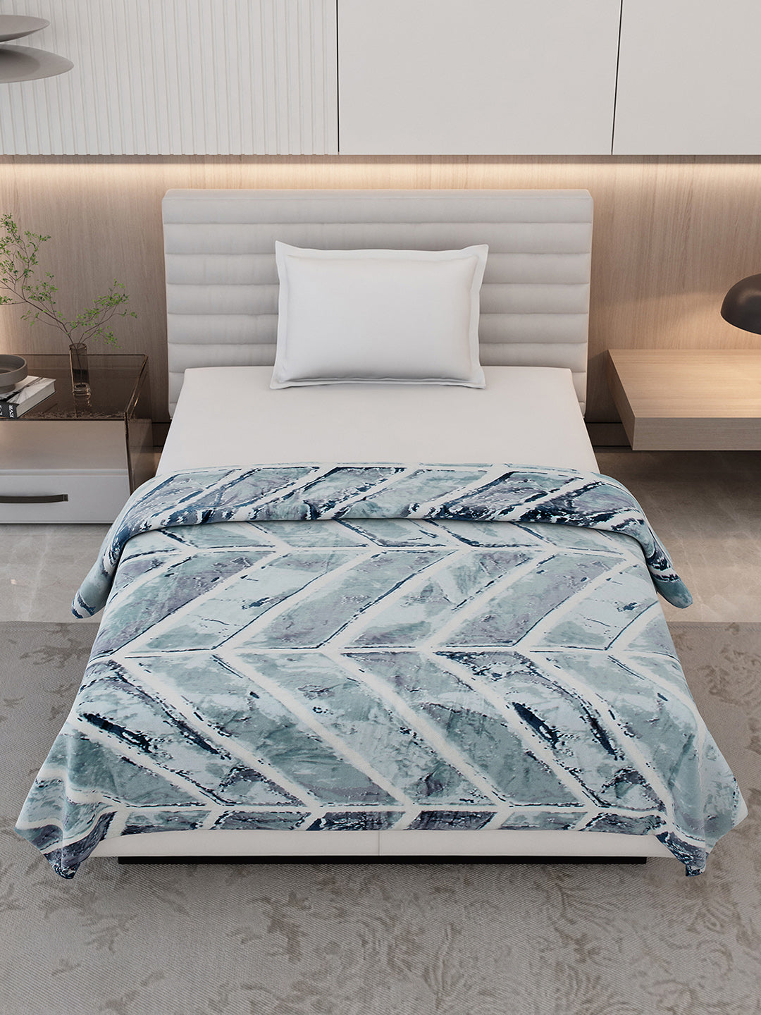 Printed Single Bed 300 GSM Blanket for AC Room - (Legacy)