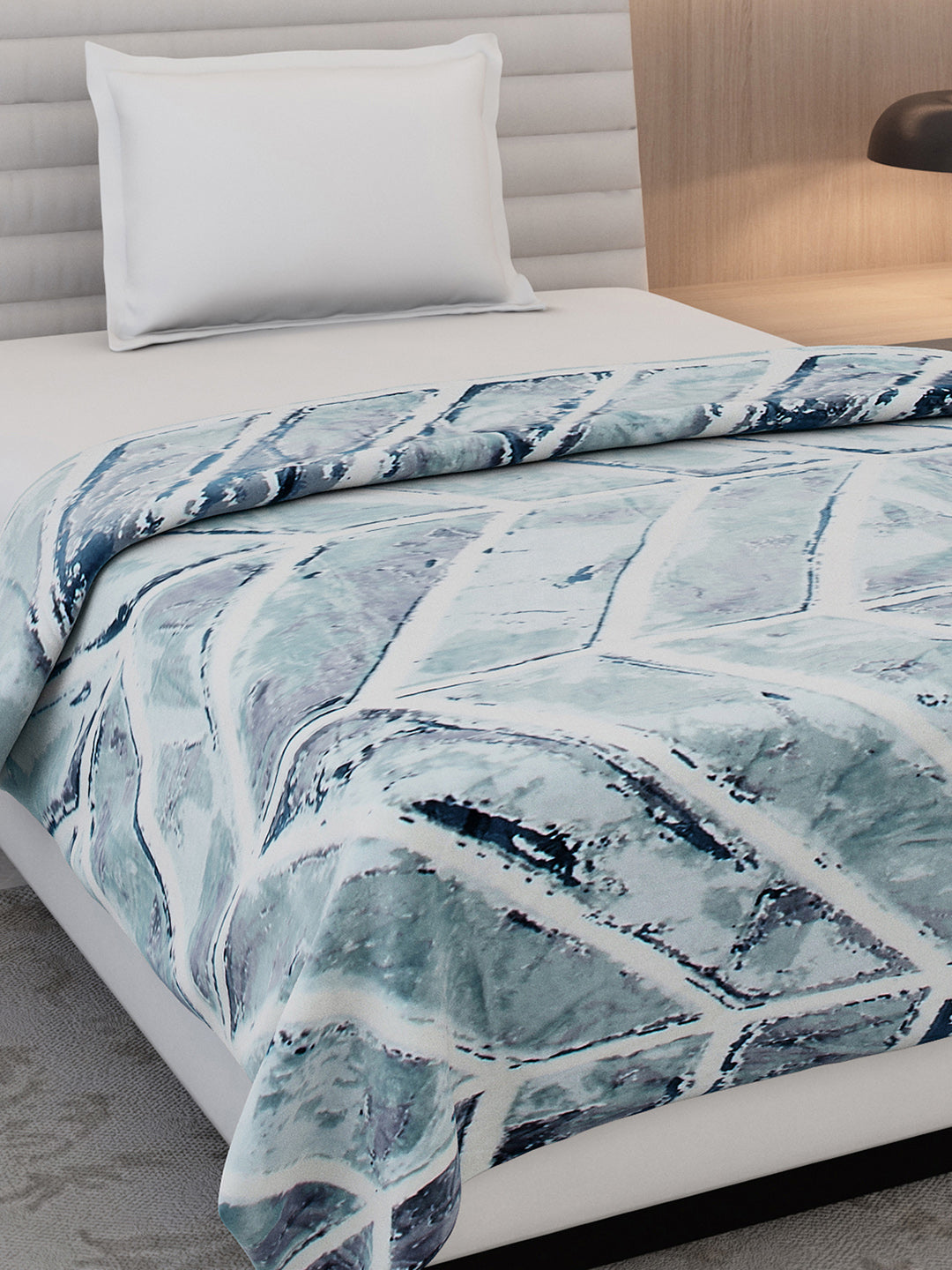 Printed Single Bed 300 GSM Blanket for AC Room - (Legacy)