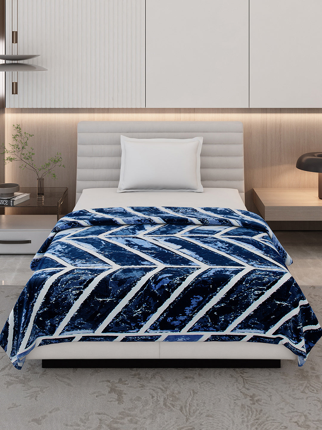 Printed Single Bed 300 GSM Blanket for AC Room - (Legacy)