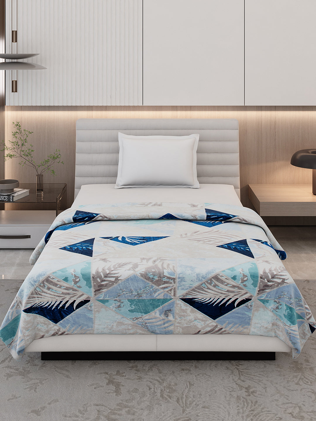 Printed Single Bed 300 GSM Blanket for AC Room - (Legacy)