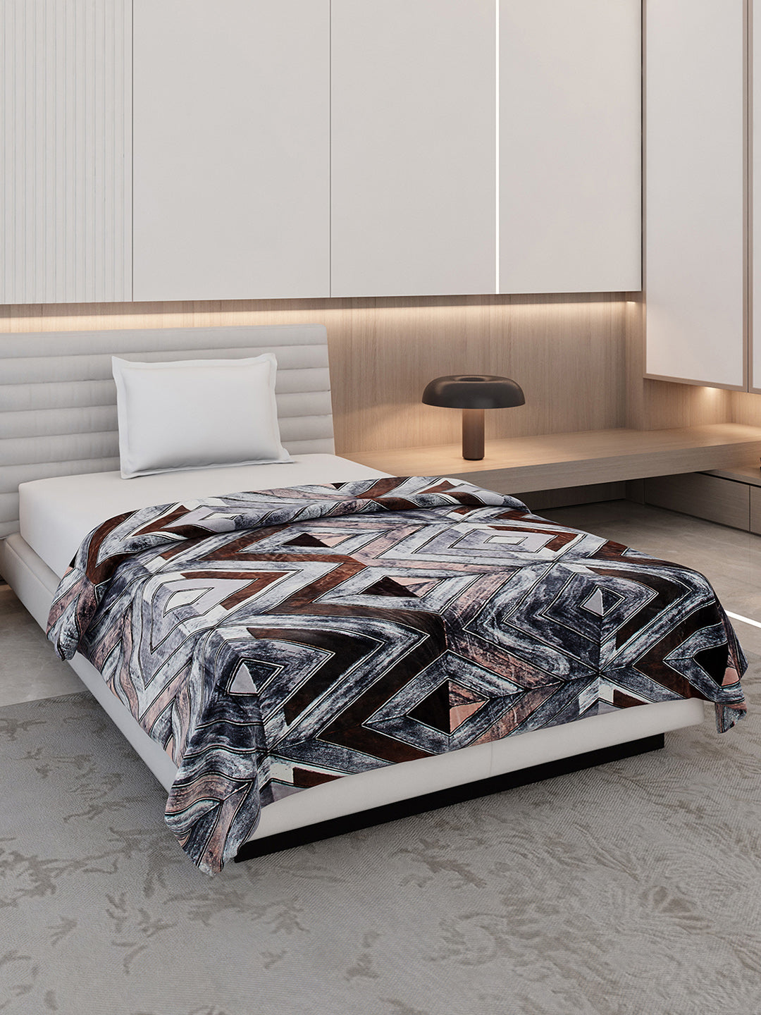 Printed Single Bed 300 GSM Blanket for AC Room - (Legacy)