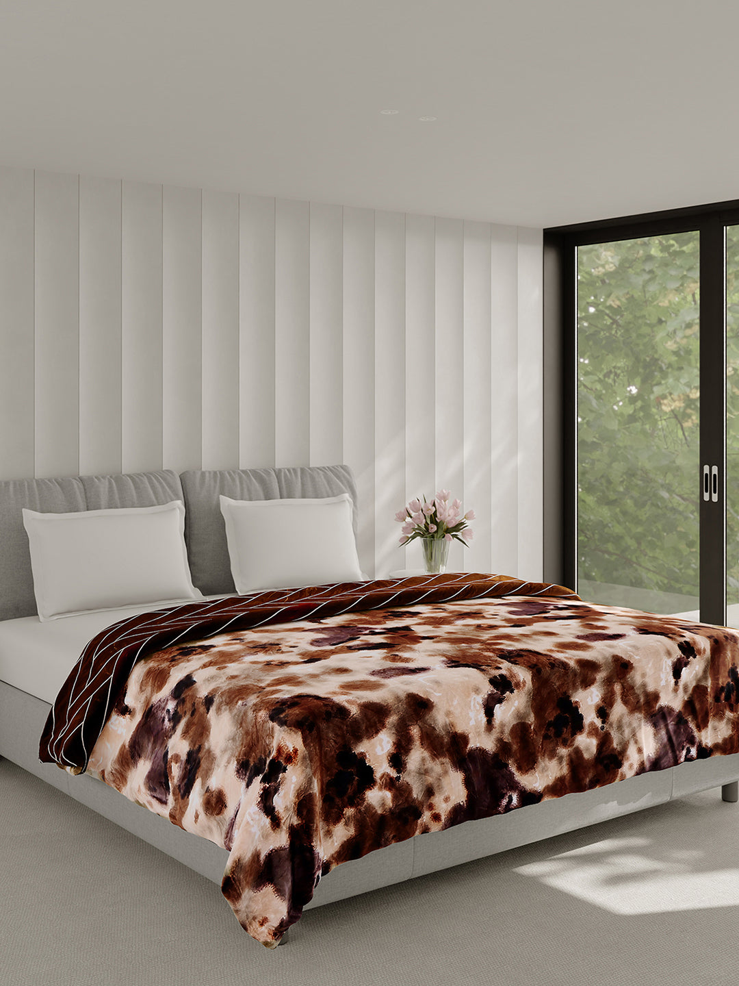 Printed Double Bed 350 GSM Blanket for AC Room - (Manhattan)