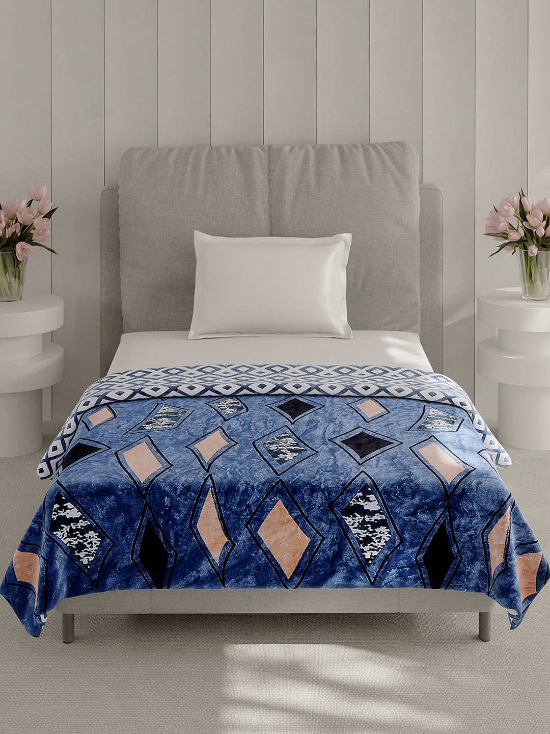 Printed Single Bed 350 GSM Blanket for AC Room - (Paramount)