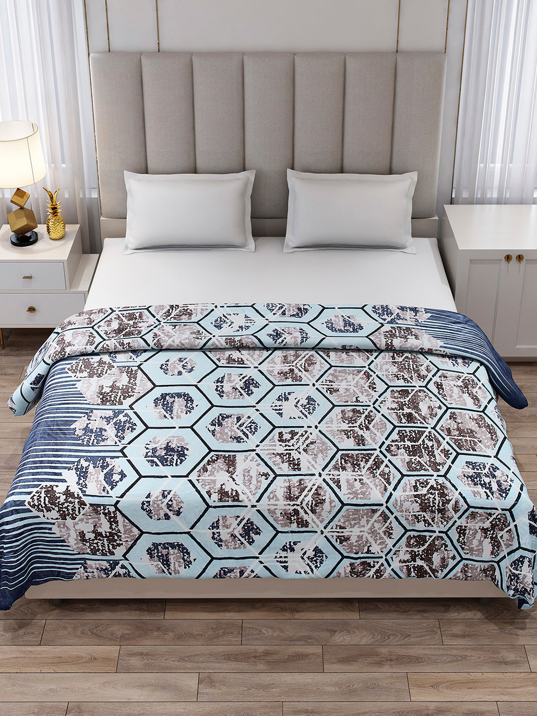 Printed Double Bed 233 GSM Blanket for AC Room - (Plushy)