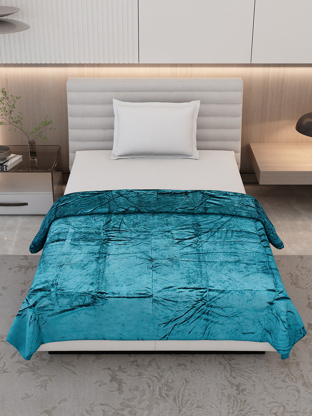 Solid Single Bed 300 GSM Blanket for AC Room - (Vivid)