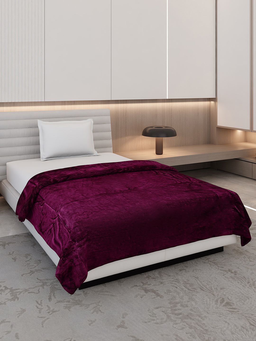 Solid Single Bed 300 GSM Blanket for AC Room - (Vivid)