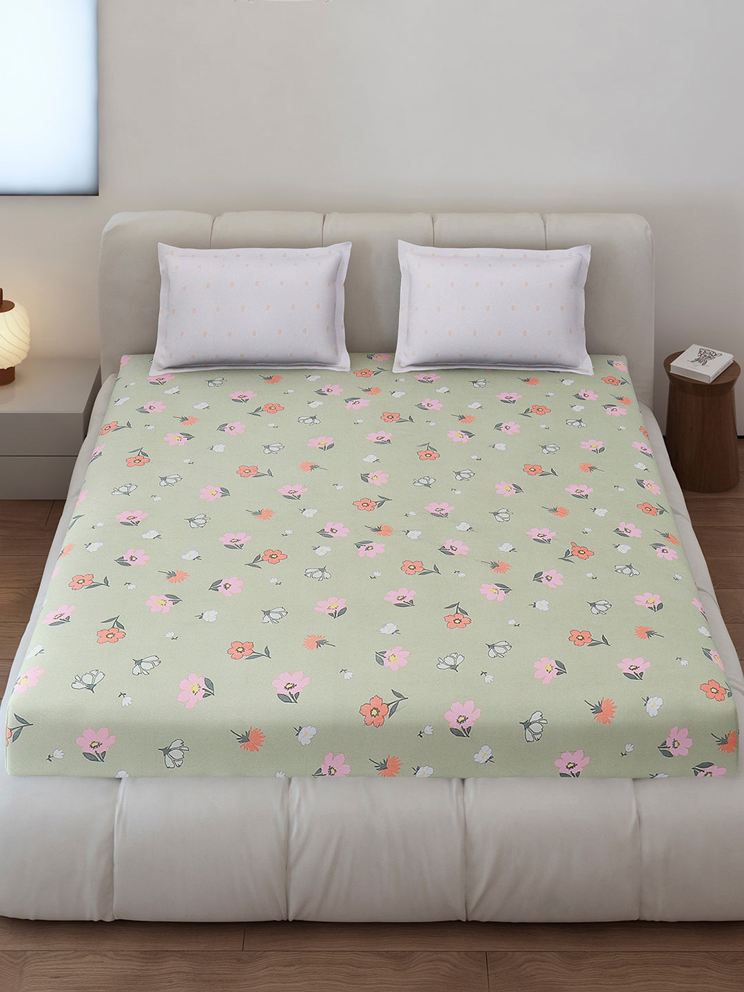 130 GSM Polyester King Size 1 Bedsheet with 2 Pillow Covers (Edmond)