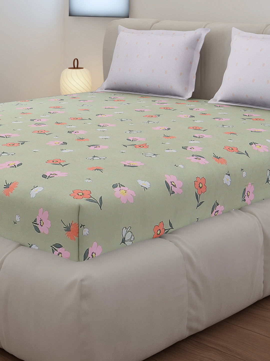 130 GSM Polyester King Size 1 Bedsheet with 2 Pillow Covers (Edmond)