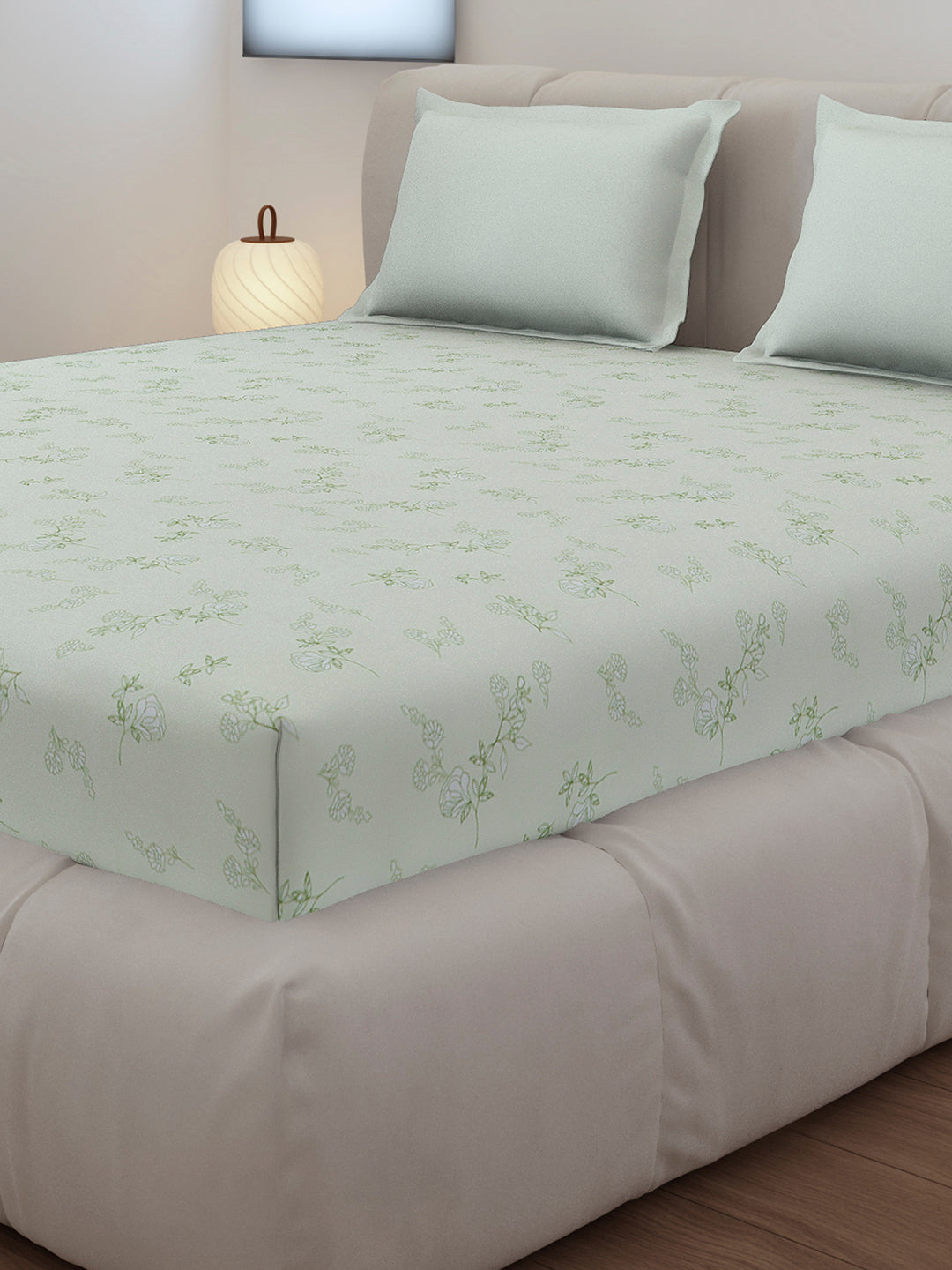 130 GSM Polyester King Size 1 Bedsheet with 2 Pillow Covers (Edmond)