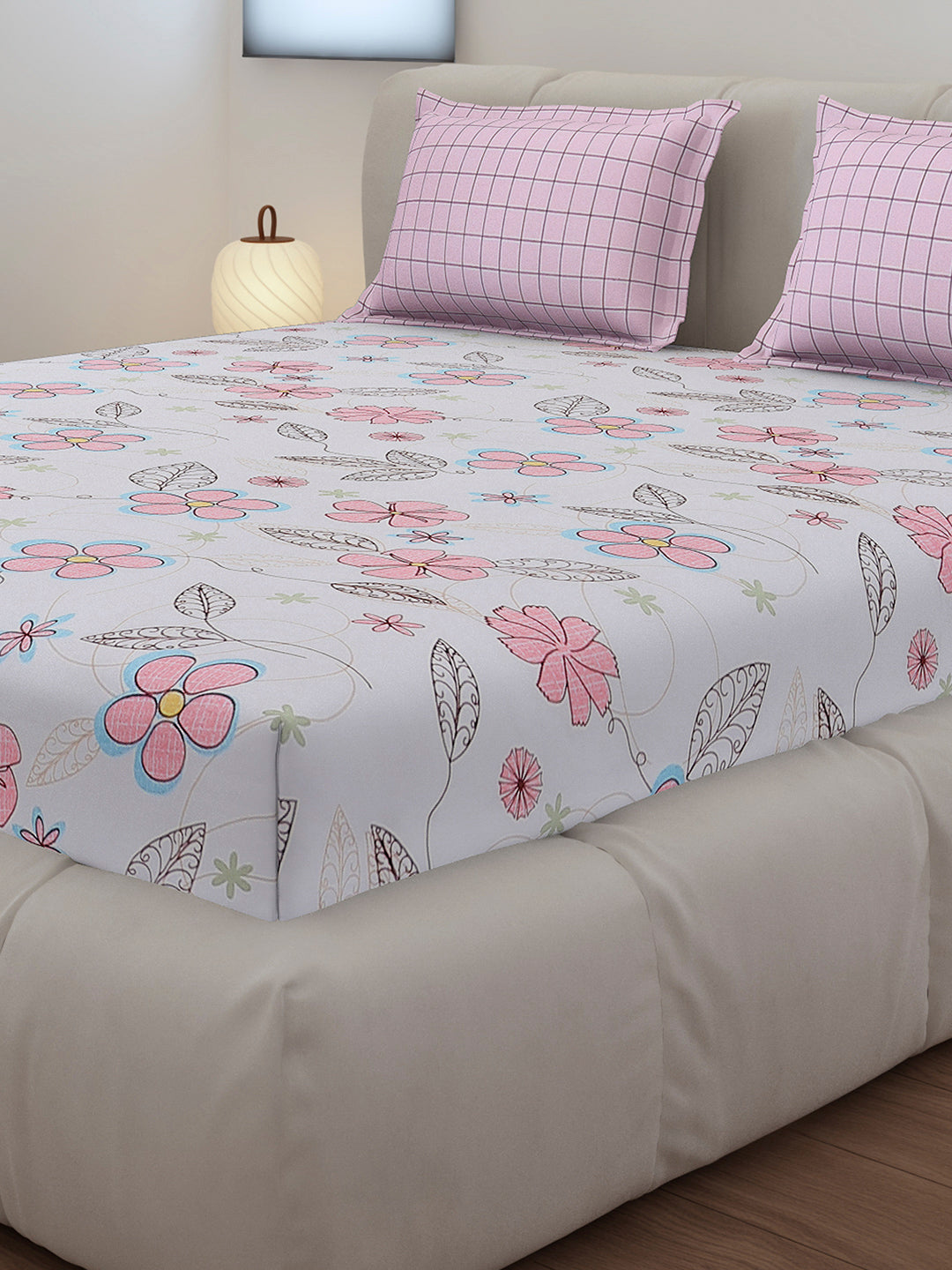 130 GSM Polyester King Size 1 Bedsheet with 2 Pillow Covers (Edmond)