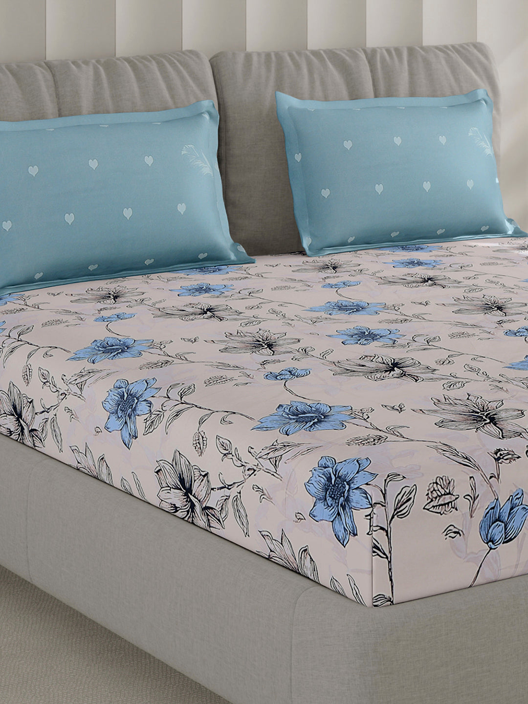 130 GSM Polyester Double Bed 1 Bedsheet with 2 Pillow Covers (Immortal)