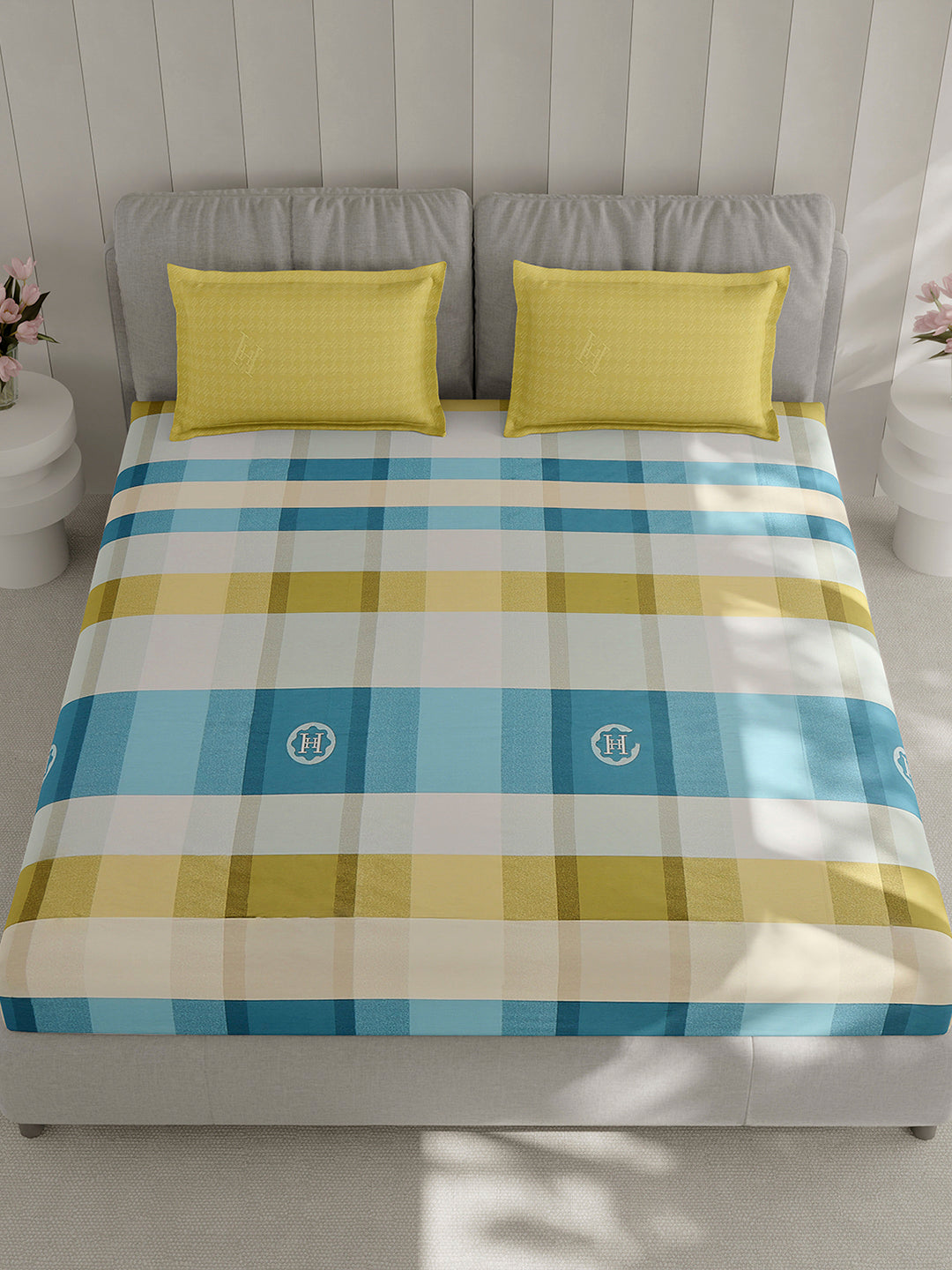 210 TC Cotton Double Bed 1 Bedsheet with 2 Pillow Covers (Ramona)