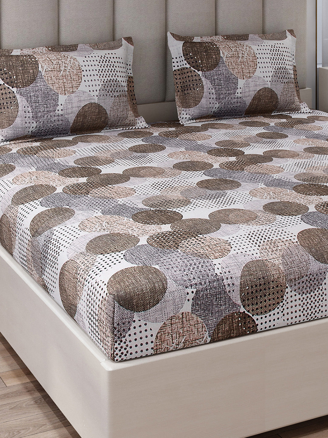 130 GSM Polyester King Size 1 Bedsheet with 2 Pillow Covers (Royal King)