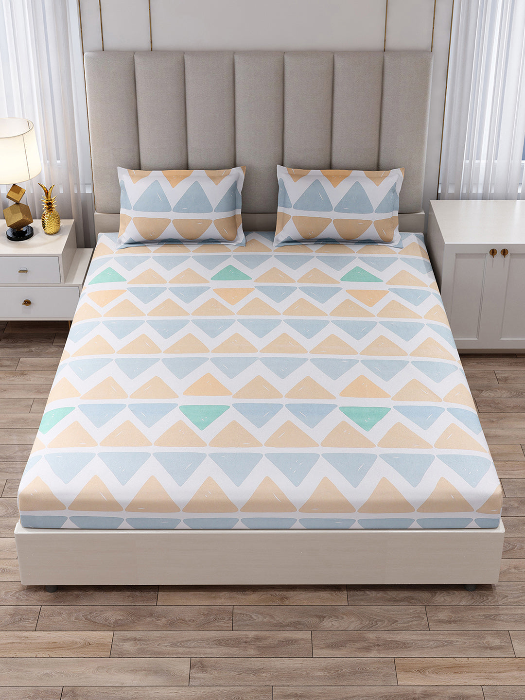 130 GSM Polyester King Size 1 Bedsheet with 2 Pillow Covers (Royal King)