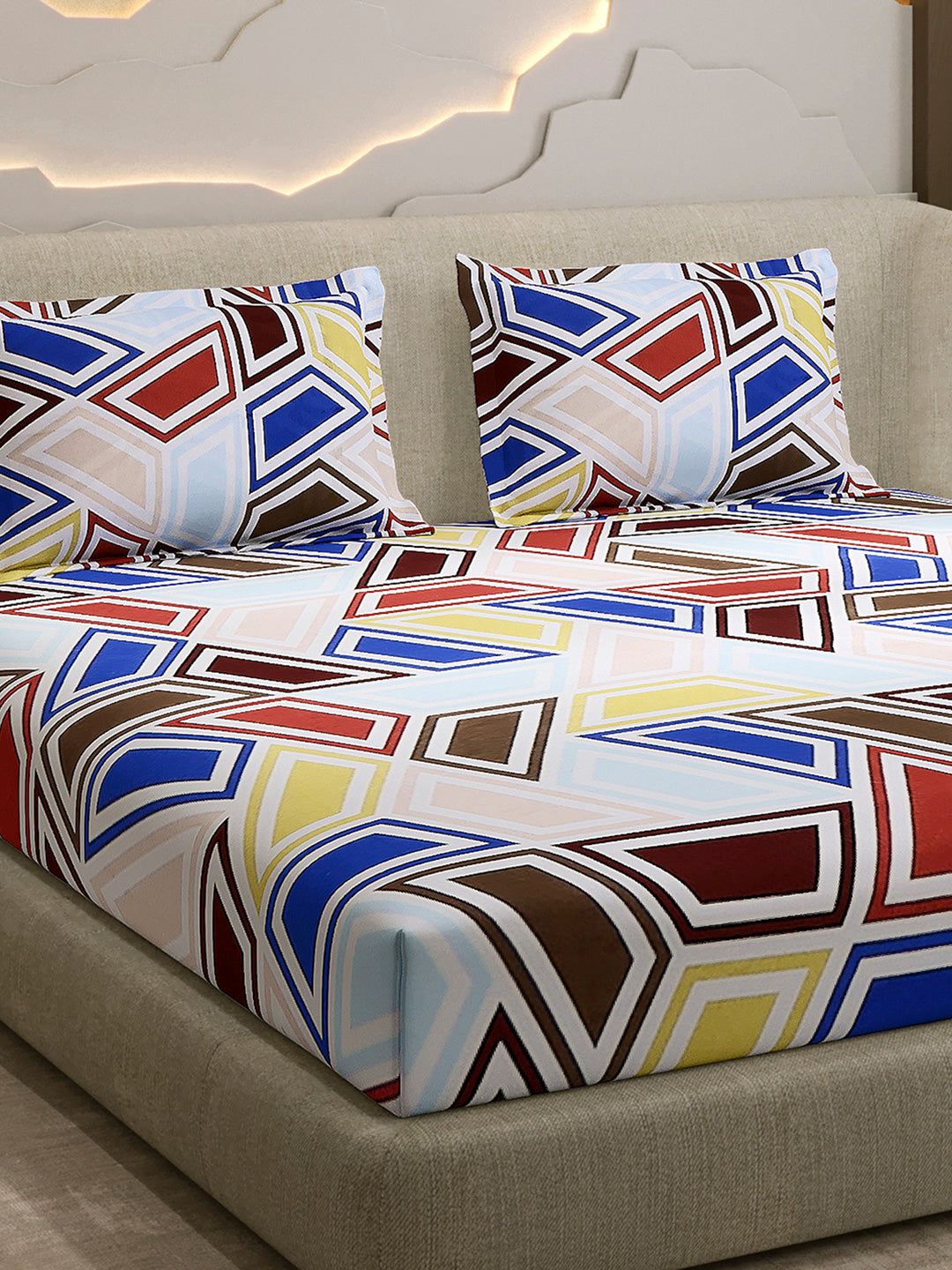 104 TC 100% Cotton Double Bed 1 Bedsheet with 2 Pillow Cover (Samriddhi)