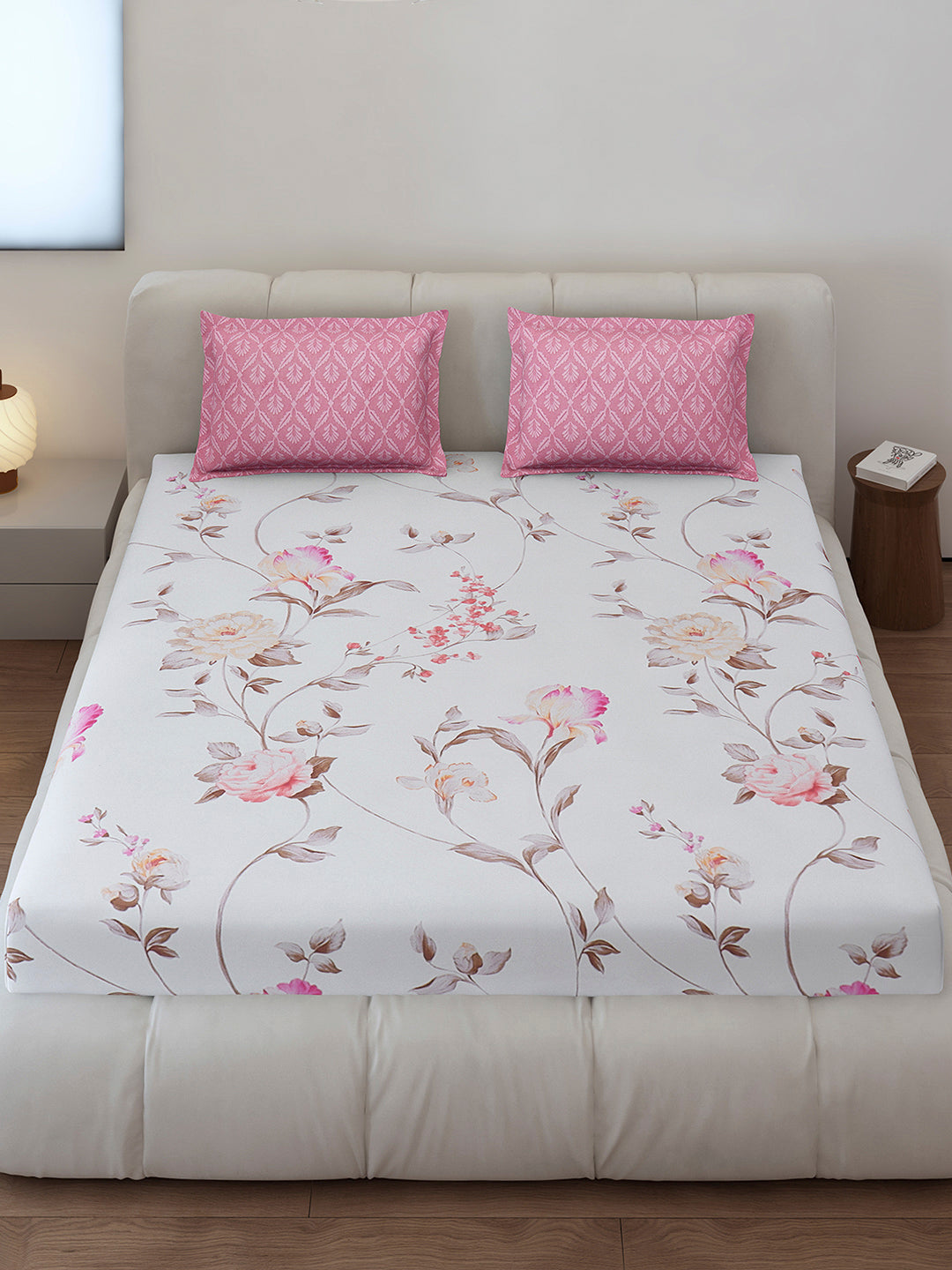 130 GSM Polyester King Size 1 Bedsheet with 2 Pillow Covers (Stanley)