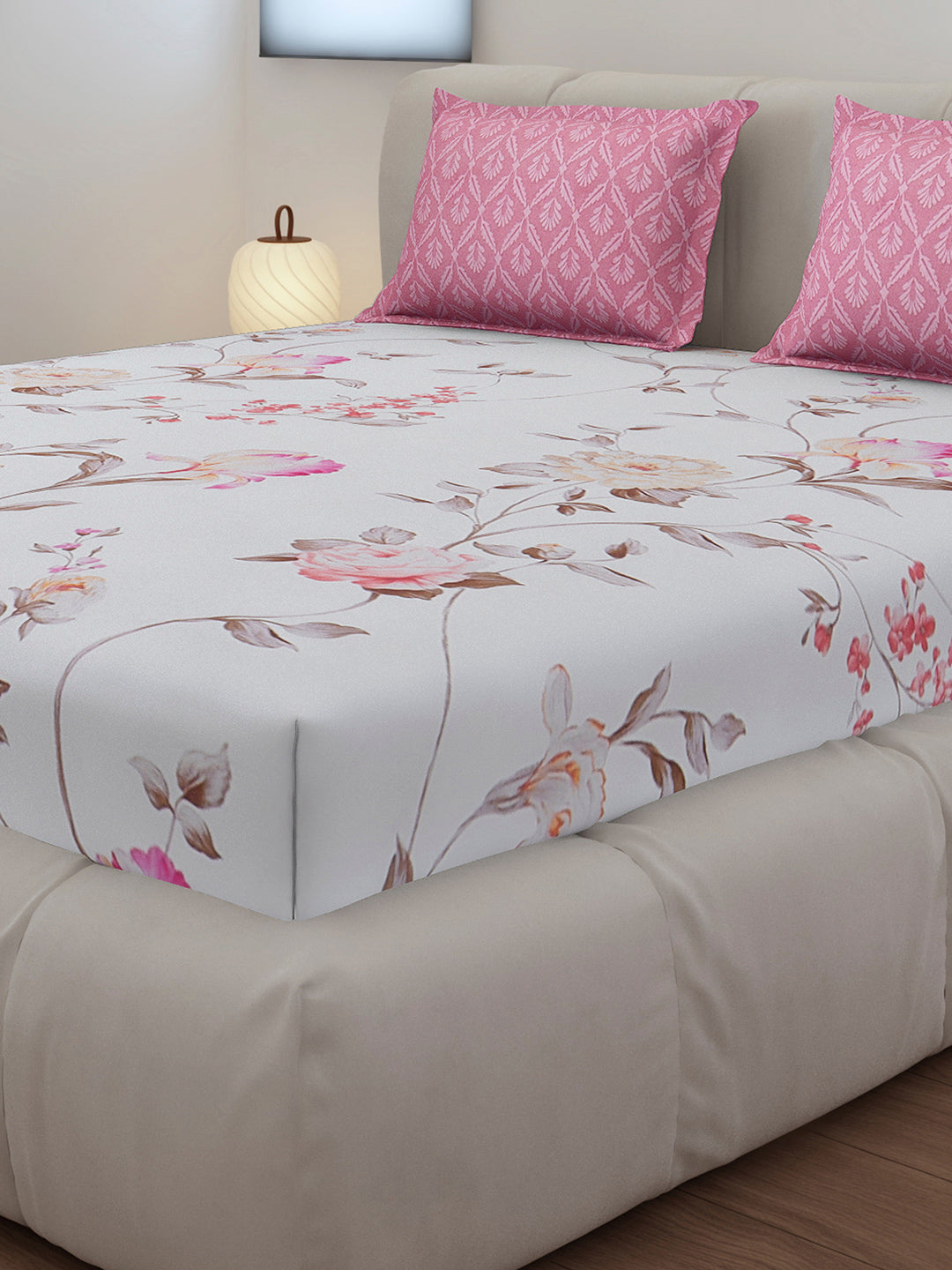 130 GSM Polyester King Size 1 Bedsheet with 2 Pillow Covers (Stanley)