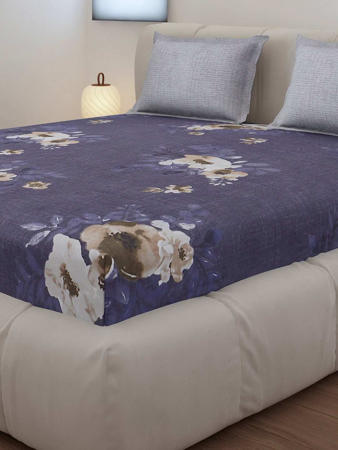 130 GSM Polyester King Size 1 Bedsheet with 2 Pillow Covers (Stanley)