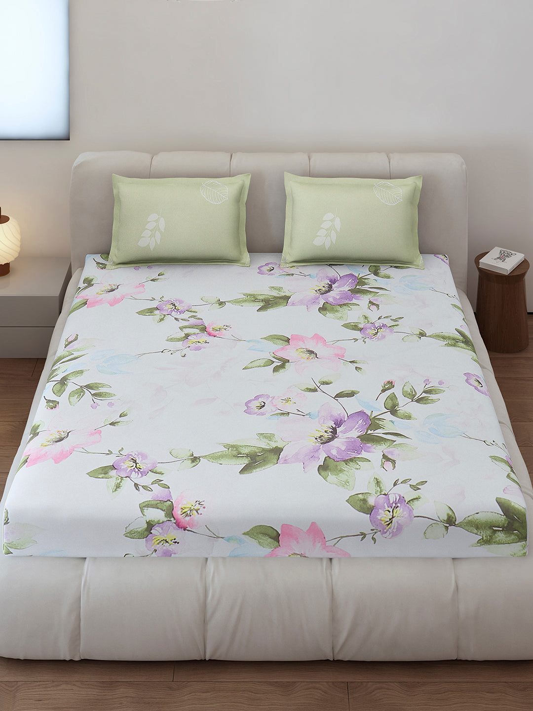 130 GSM Polyester King Size 1 Bedsheet with 2 Pillow Covers (Stanley)