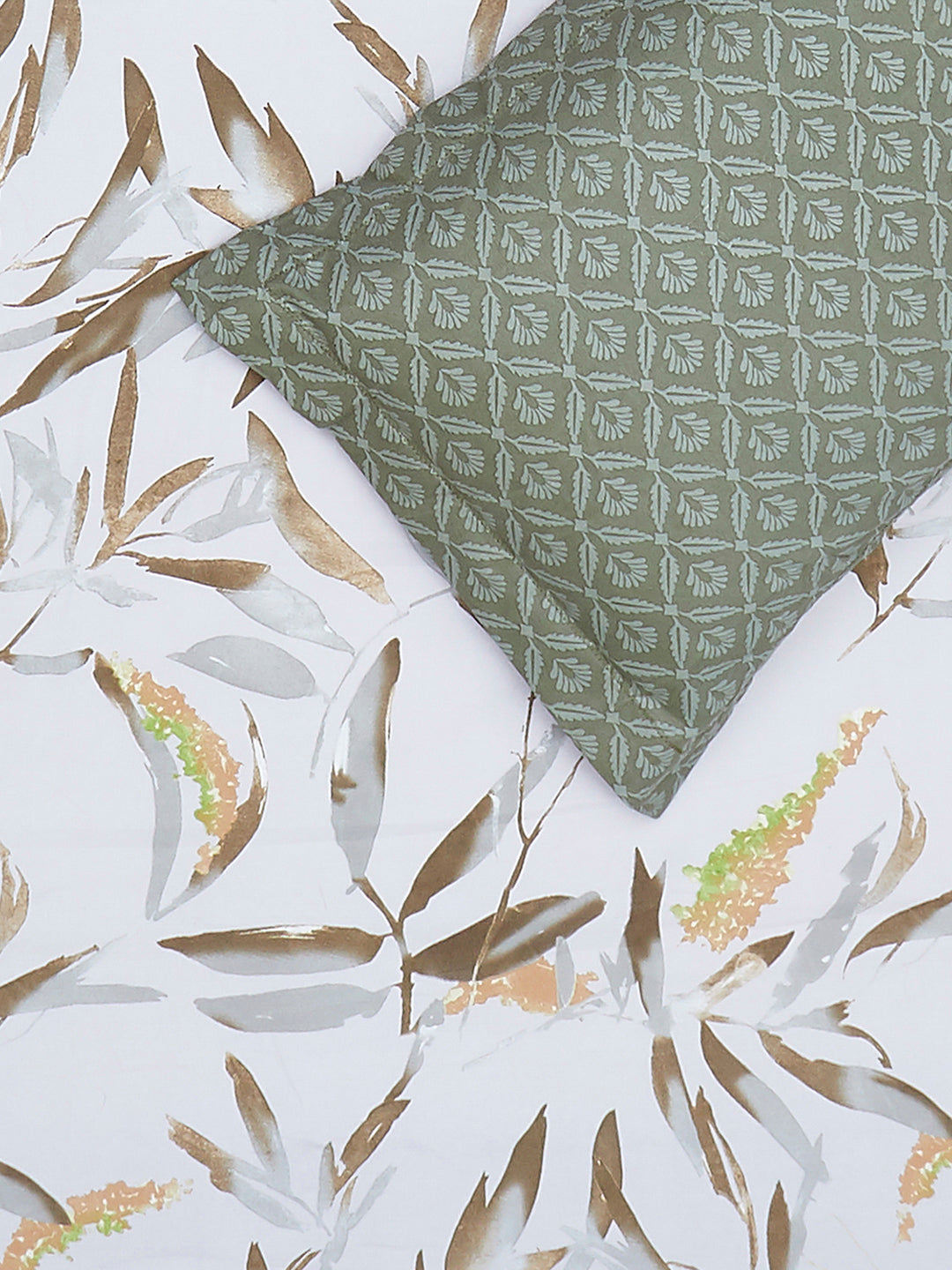 130 GSM Polyester King Size 1 Bedsheet with 2 Pillow Covers (Stanley)