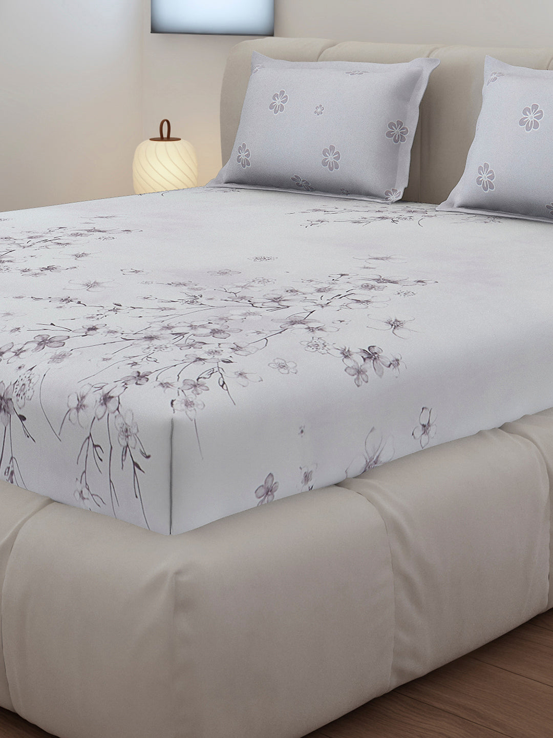 130 GSM Polyester King Size 1 Bedsheet with 2 Pillow Covers (Stanley)