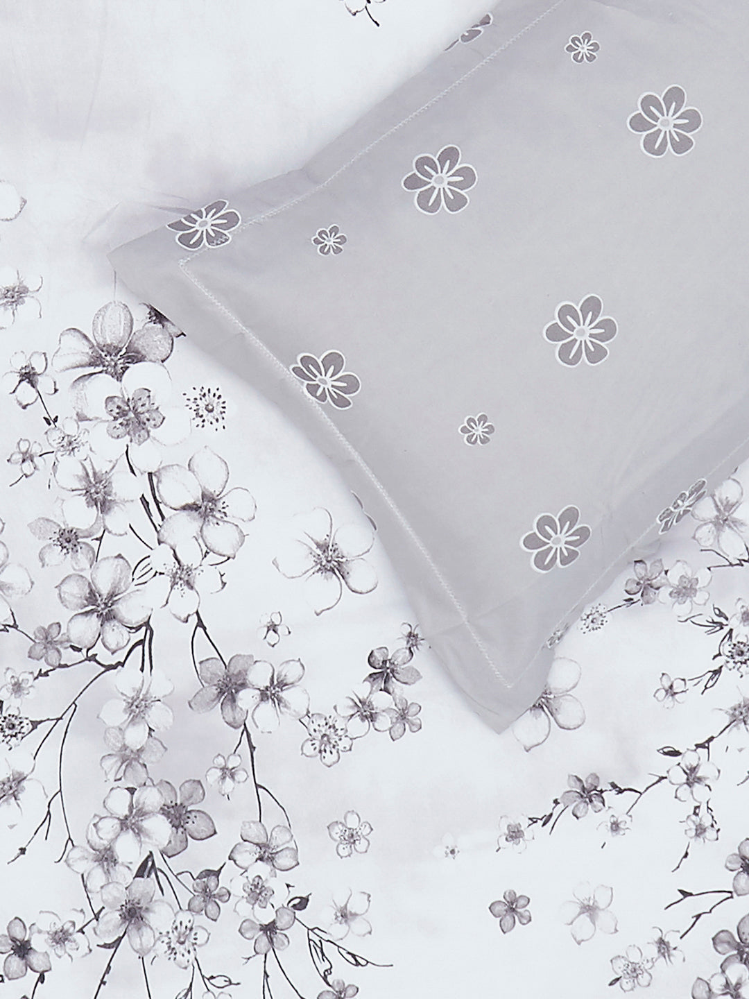 130 GSM Polyester King Size 1 Bedsheet with 2 Pillow Covers (Stanley)