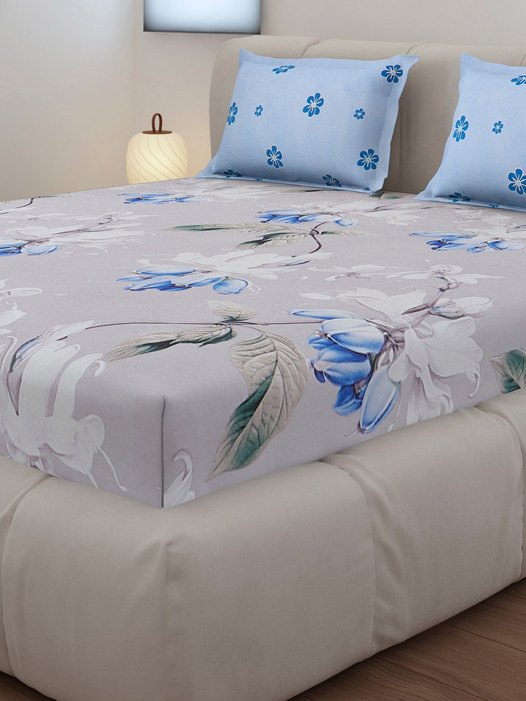 130 GSM Polyester King Size 1 Bedsheet with 2 Pillow Covers (Stanley)