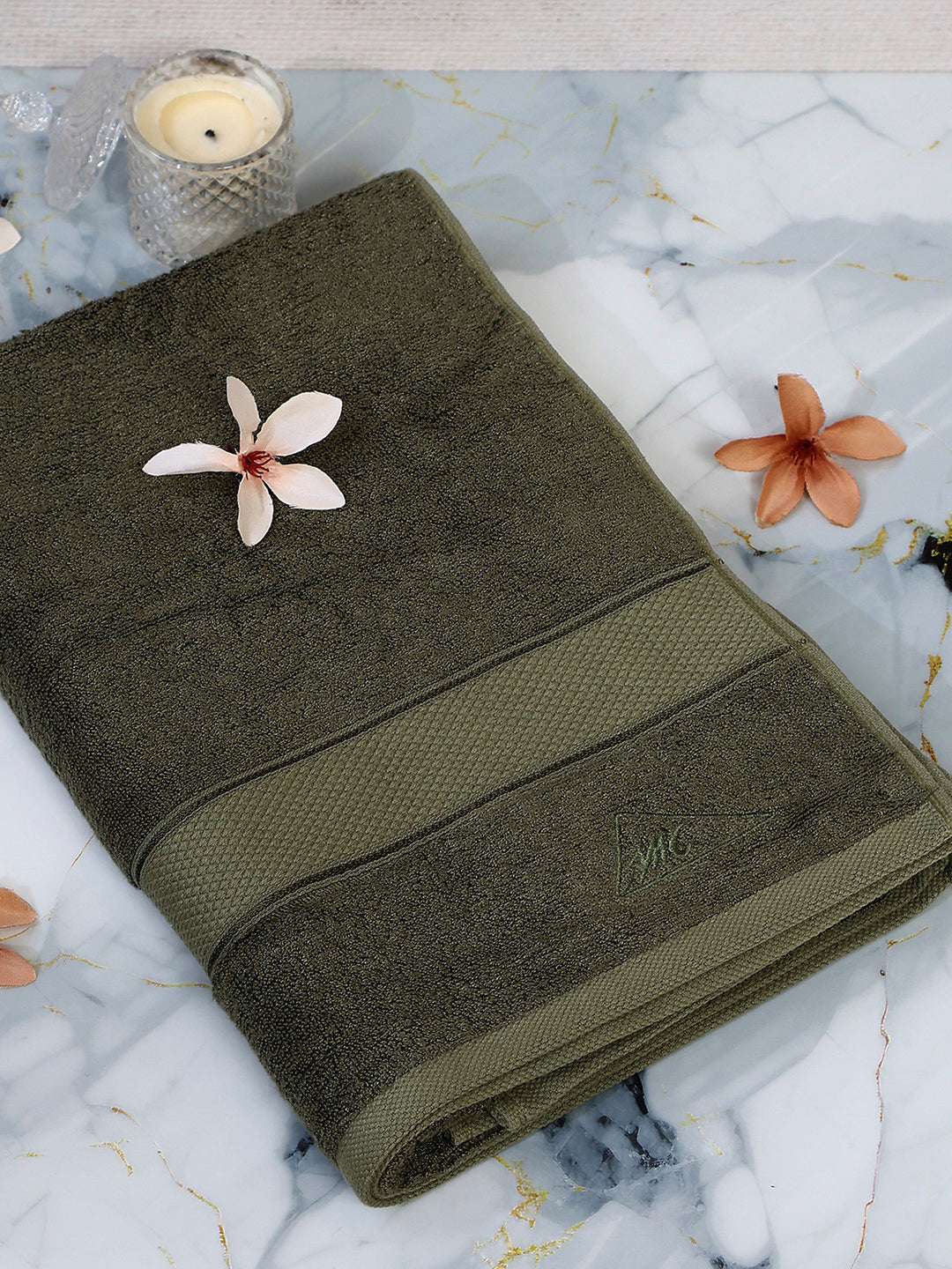 Olive Bamboo Solid 600 GSM Bath Towel (Bamboo)