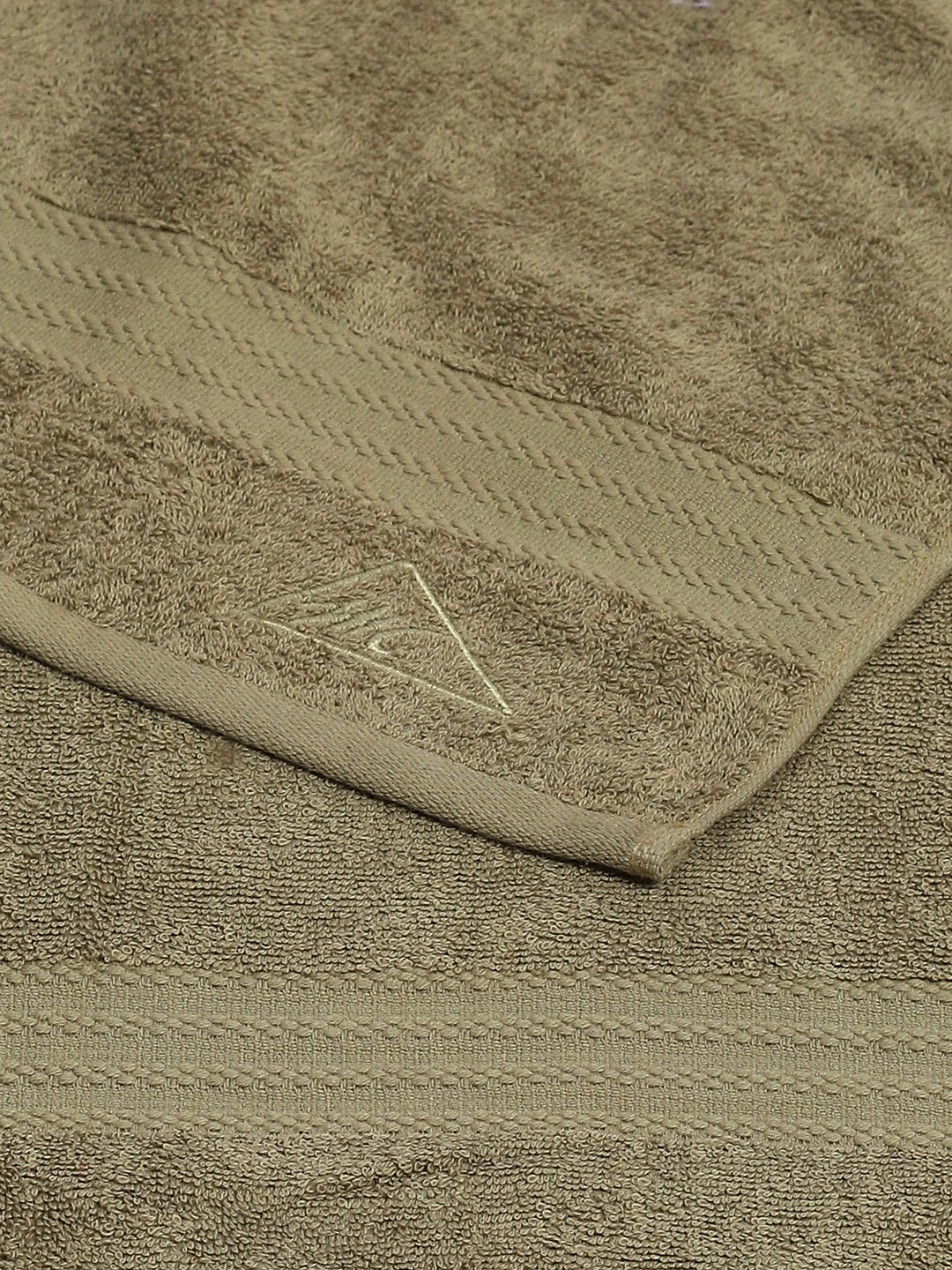 Olive Cotton Solid 400 GSM Bath Towel (Jazz)