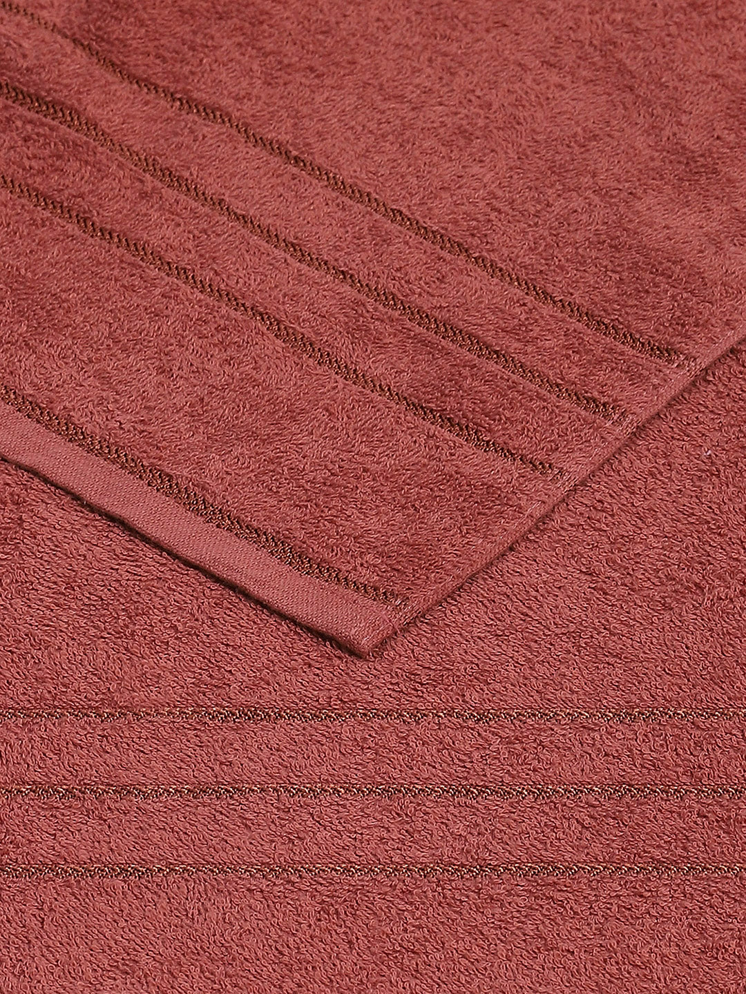 Mauve Cotton Solid 350 GSM Bath Towel (Soho)