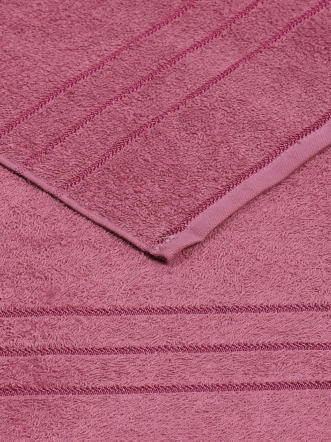 Mauve Cotton Solid 350 GSM Bath Towel (Soho)