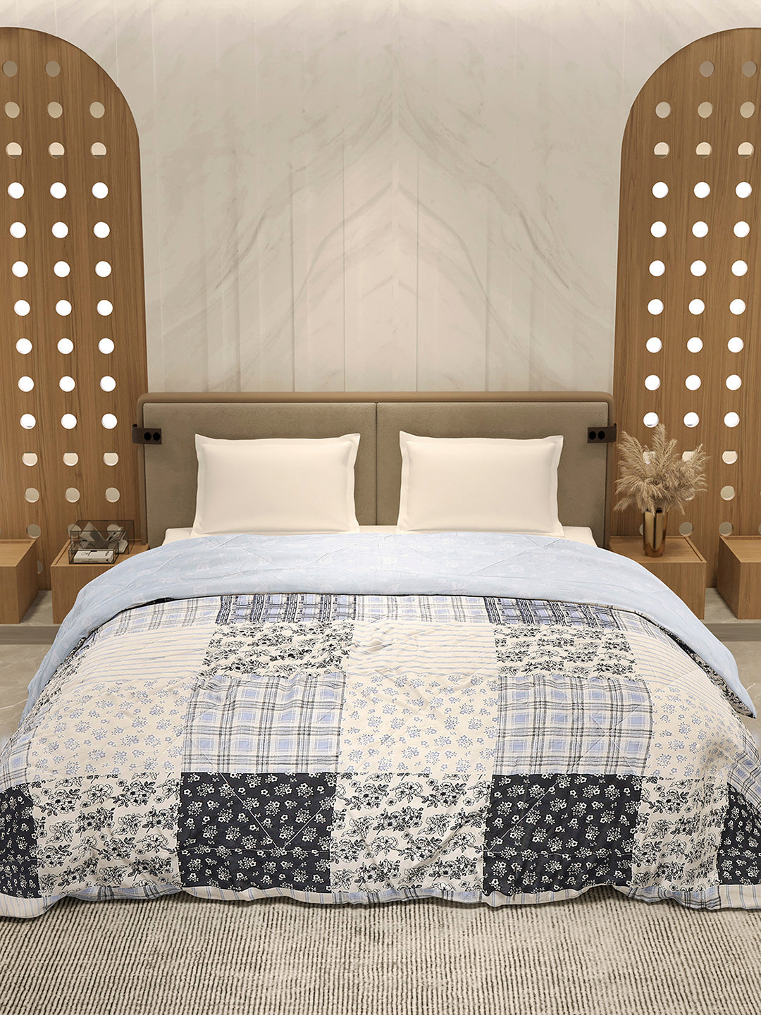 Printed Double Bed 3 Ply Comforter for AC Room - (Sanskriti)