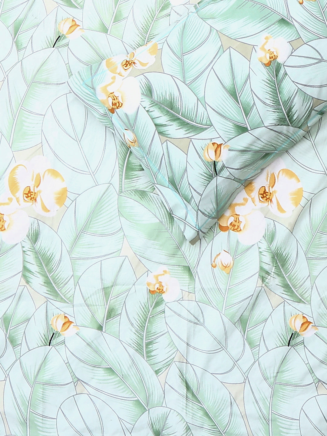 Printed Double Bed 130 GSM 4 Pc Bedding Set (1 Bedsheet, 1 AC Comforter & 2 Pillow Cover)