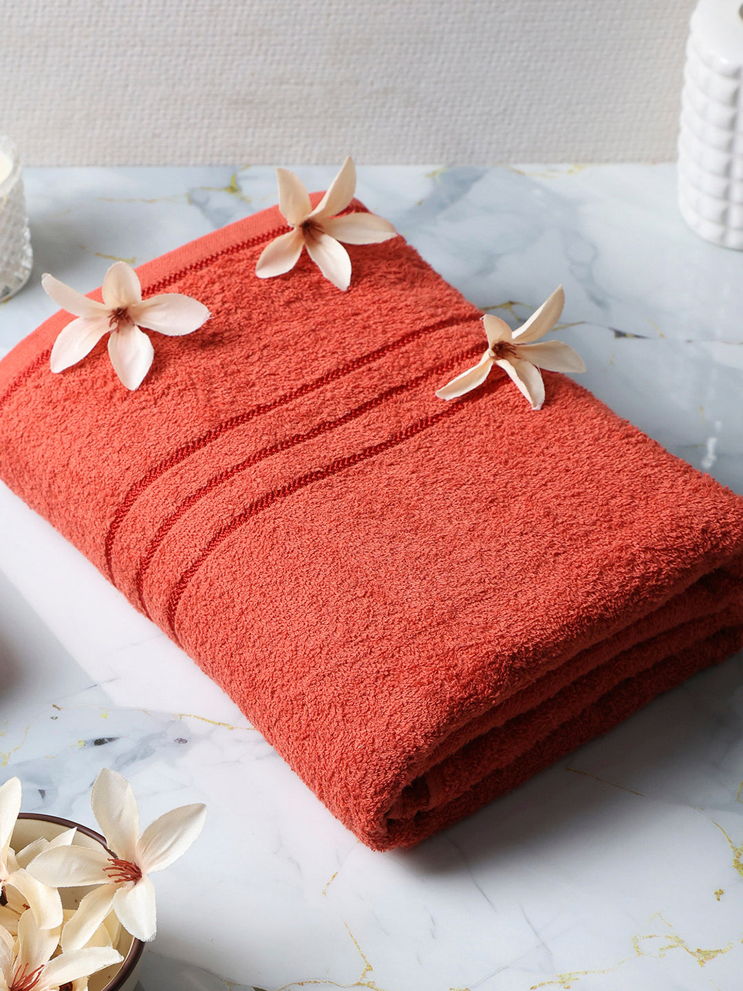 Red Cotton Solid 350 GSM Car Towel (Soho)
