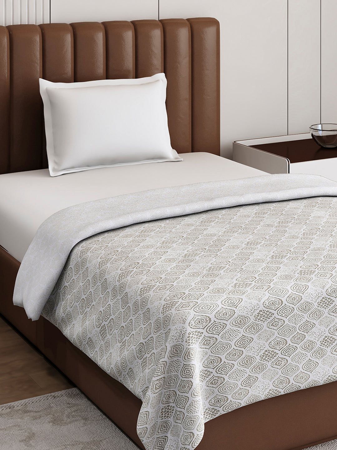 Floral Print Single Bed 150 GSM Dohar for Mild Winter - (Daisy)