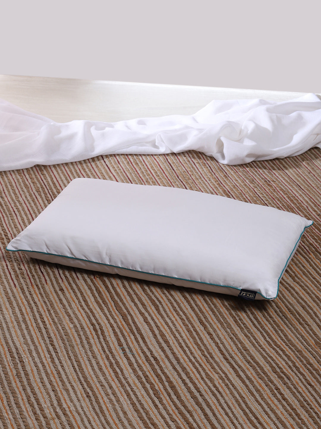 White Aloe Vera Gel Imported Fabric Pillow - PVC Pack