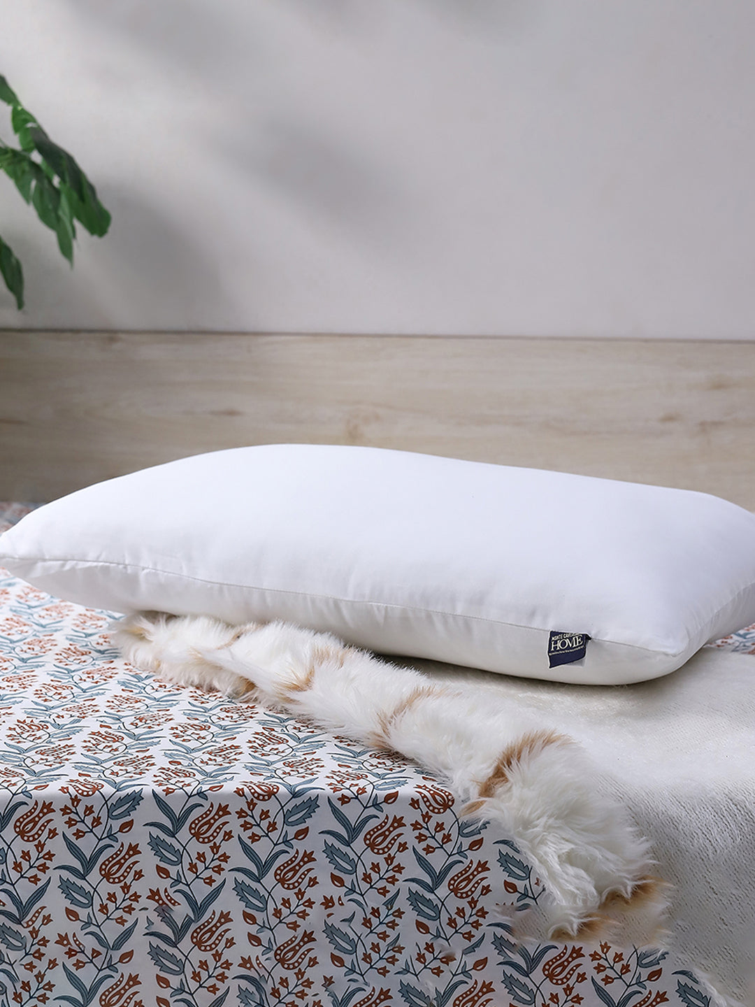 White Solid Polyflex Micro Peach Pillow - PVC Pack