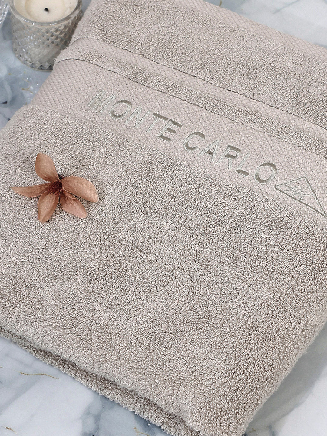 Beige Cotton Solid 650 GSM Bath Towel (Eusapia)