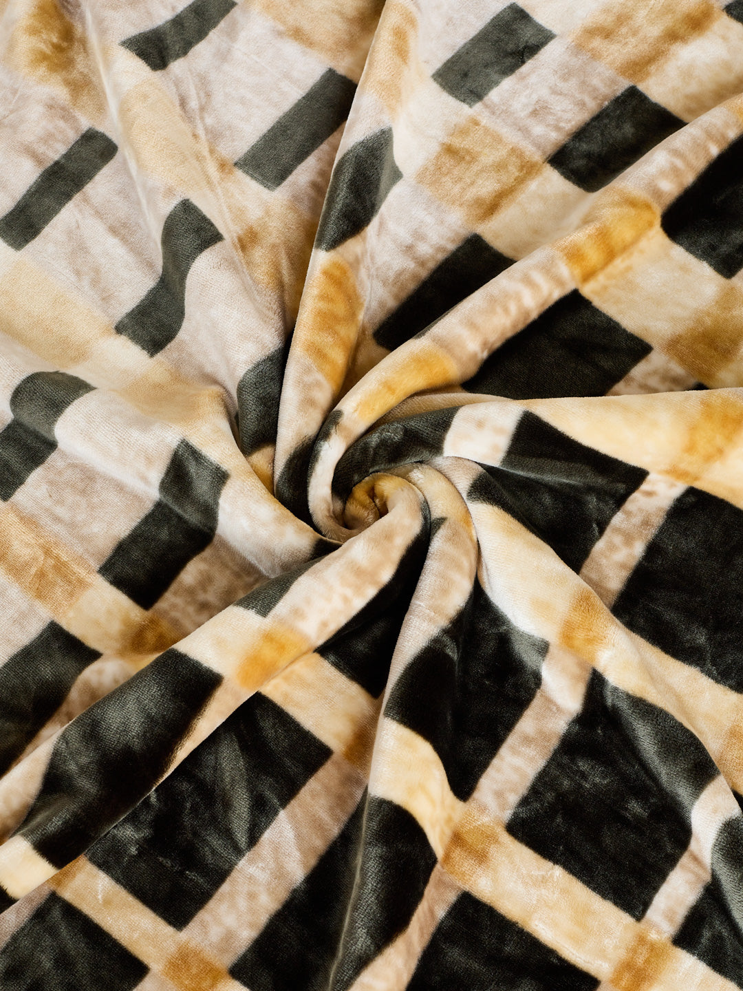Printed Single Bed 2 Ply 850 GSM Blanket for Winter (Alaba), Weight 3 kg