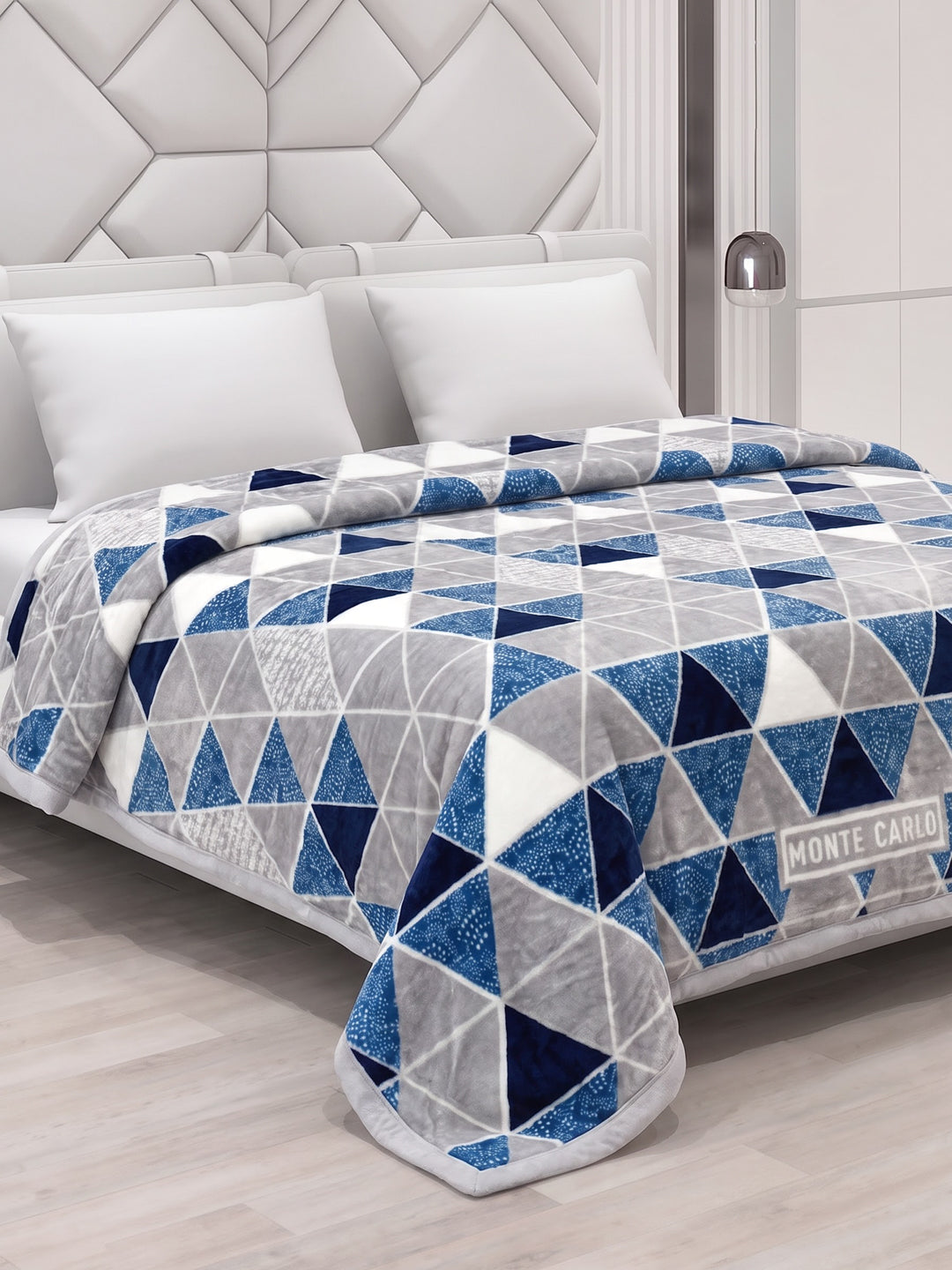 Printed Double Bed 3 Ply 550 GSM Blanket for Winter (Casino Royale), Weight 3 kg