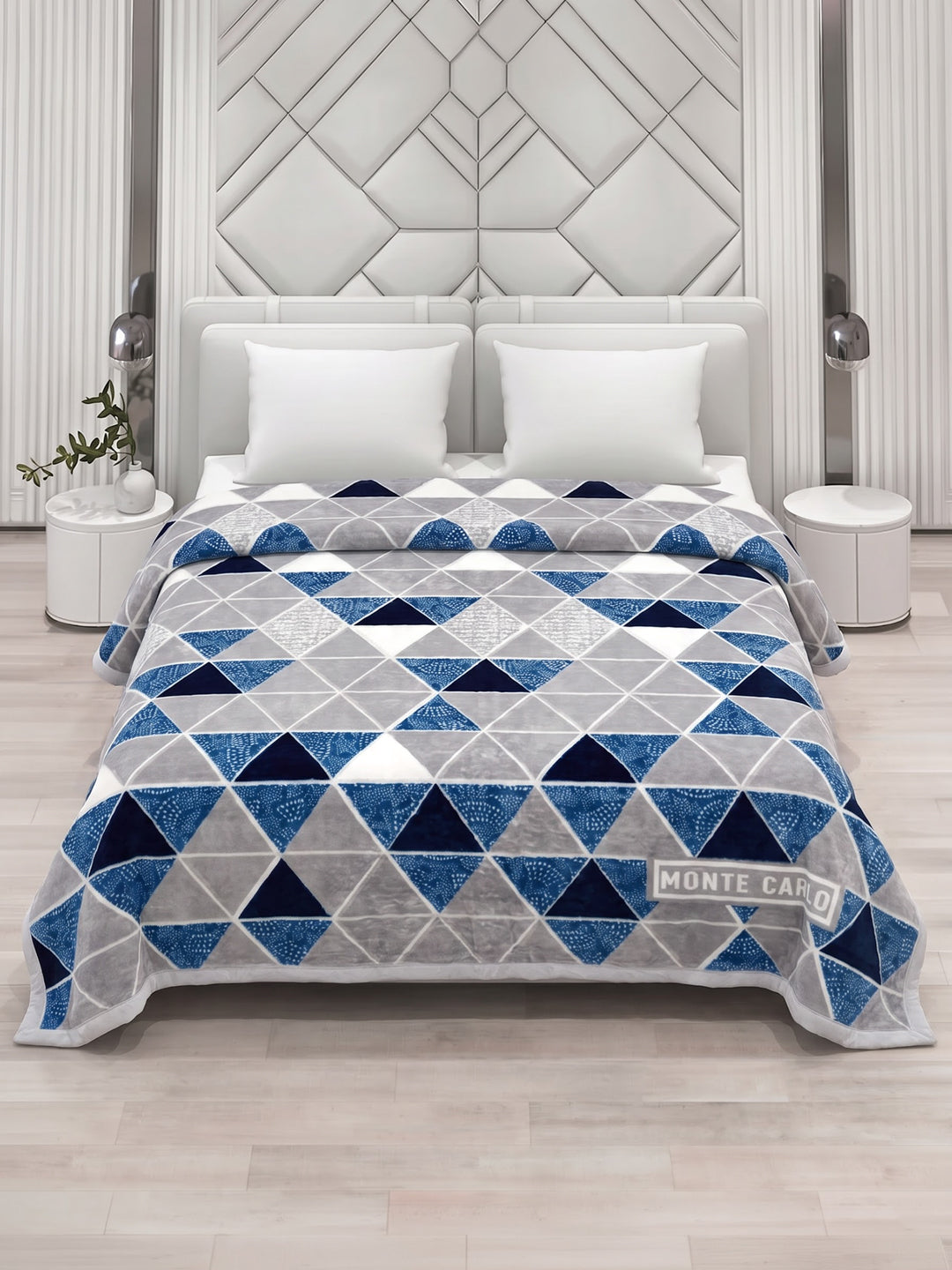 Printed Double Bed 3 Ply 550 GSM Blanket for Winter (Casino Royale), Weight 3 kg