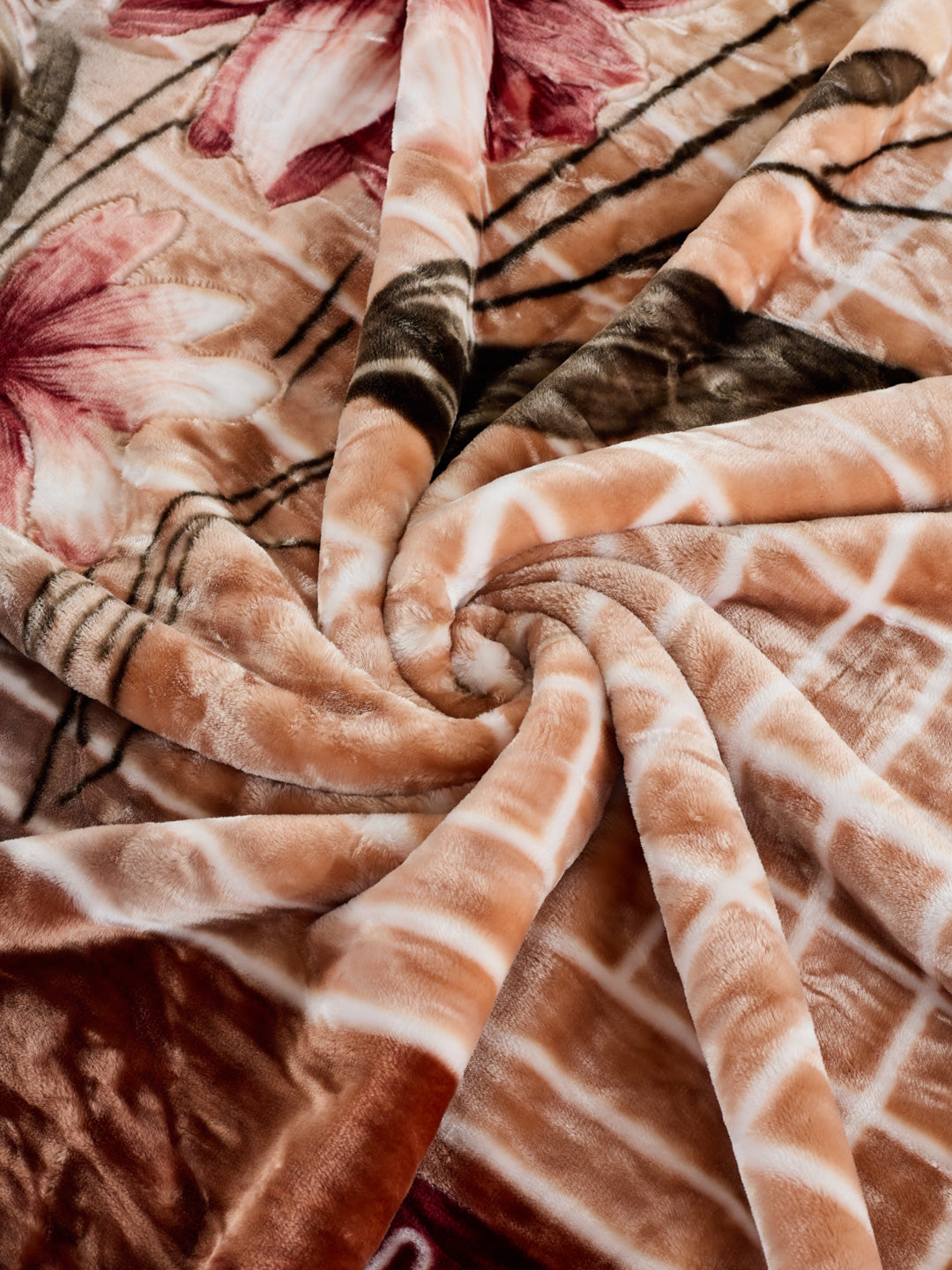 Printed Double Bed 2 Ply 850 GSM Blanket for Winter (Champion), Weight 4.5 kg