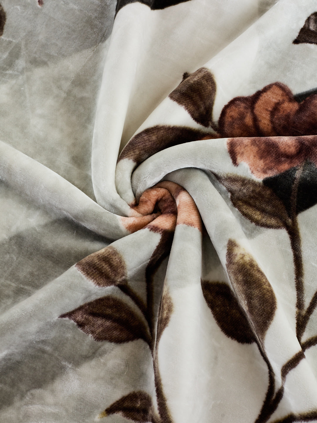 Floral Print Double Bed 2 Ply 1050 GSM Blanket for Winter (Emilia), Weight 5.5 kg
