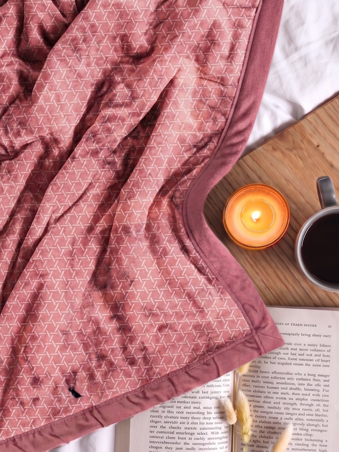 Printed Double Bed 2 Ply 470 GSM Blanket for Winter (Abstract), Weight 2.5 kg