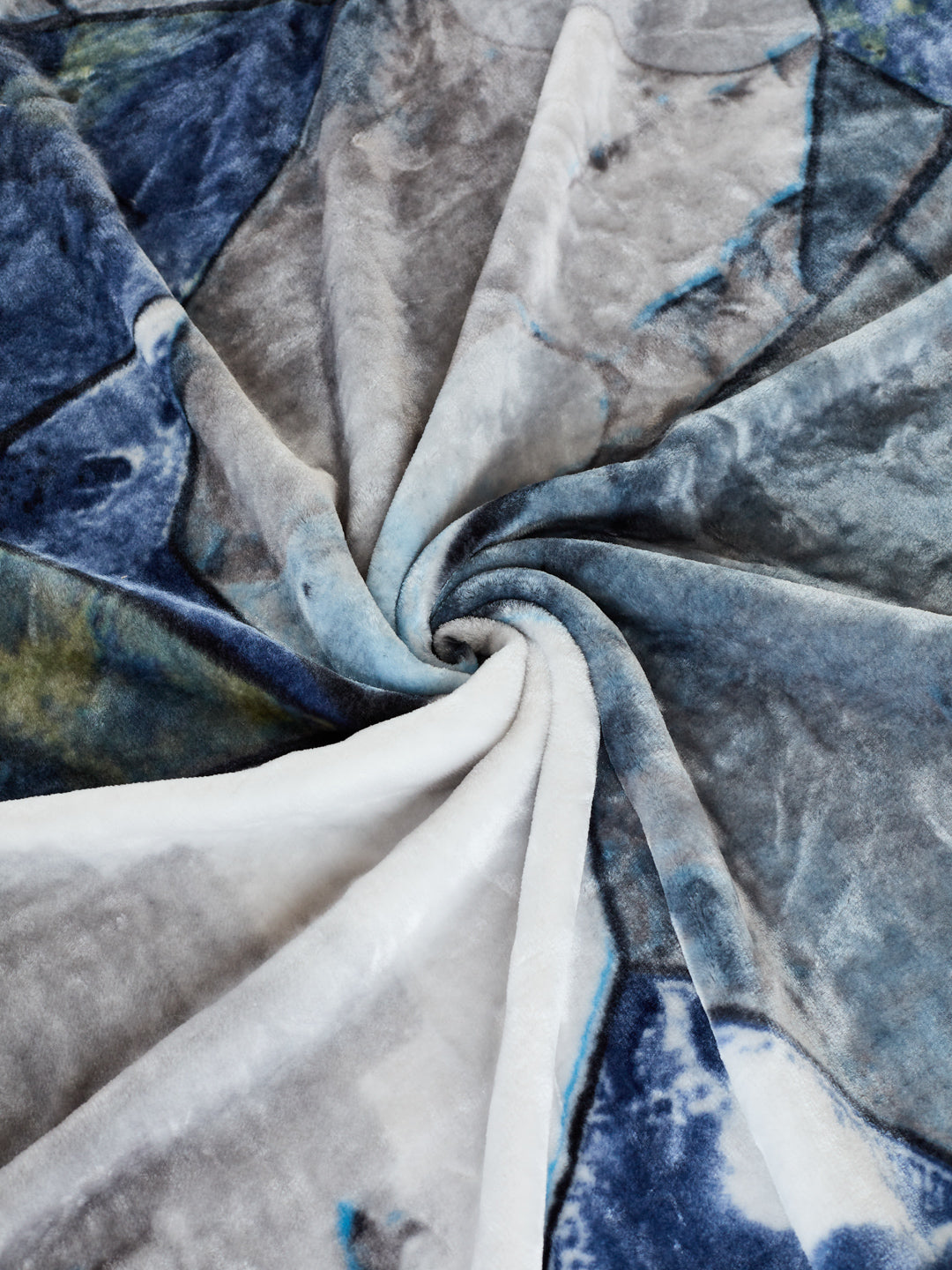 Printed Double Bed 1 Ply 420 GSM Blanket for Winter (Java), Weight 2 kg