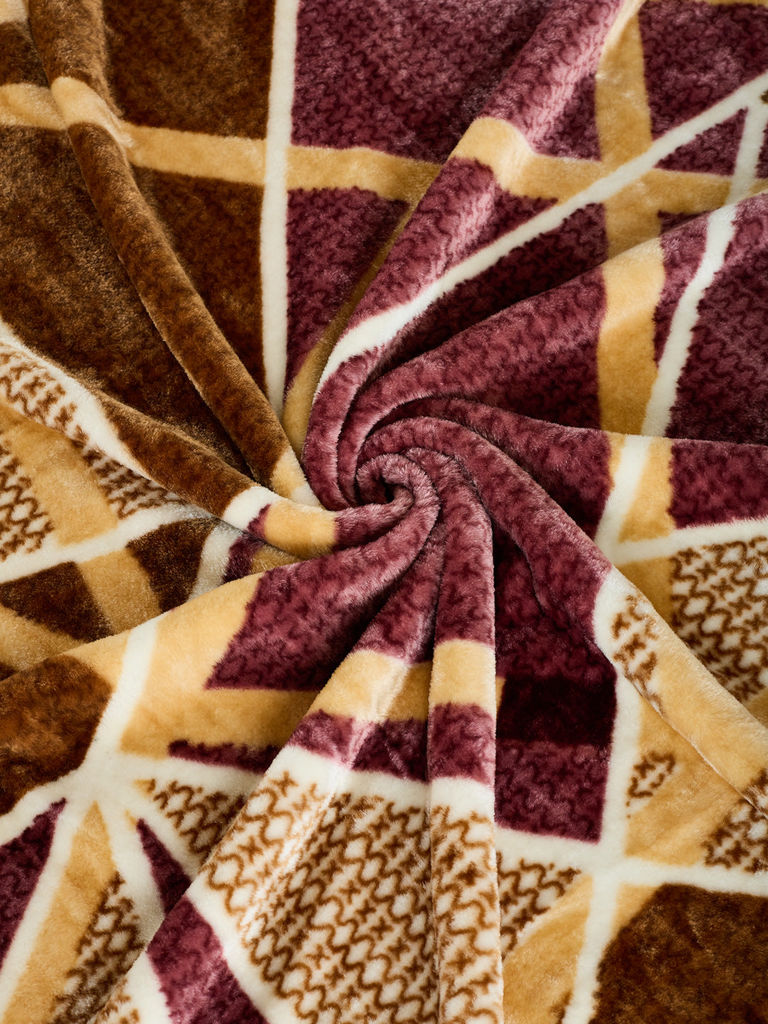 Printed Double Bed 1 Ply 420 GSM Blanket for Winter (Java), Weight 2 kg
