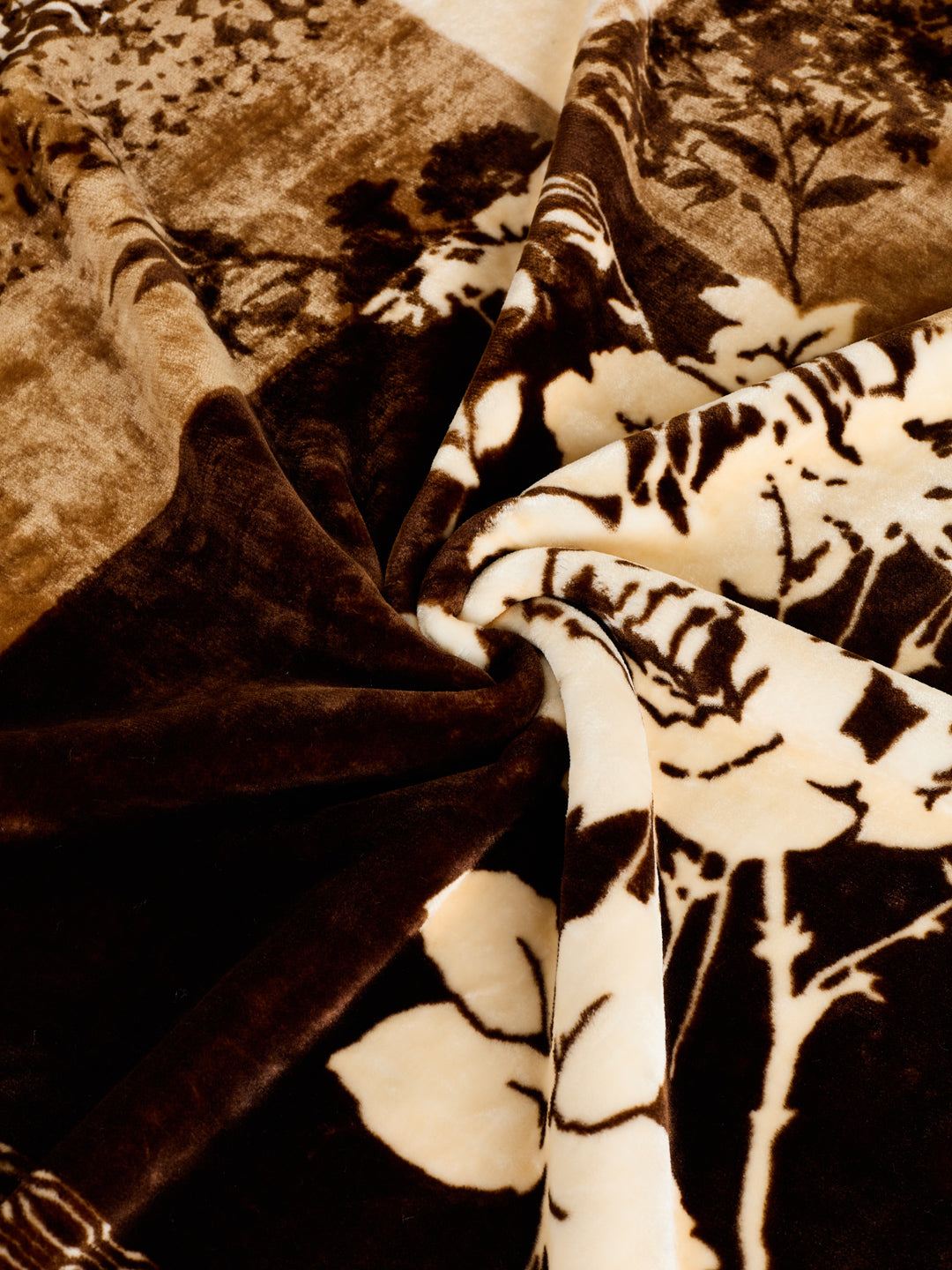 Printed Double Bed 2 Ply 870 GSM Blanket for Winter (Moon Valley), Weight 4.6 kg